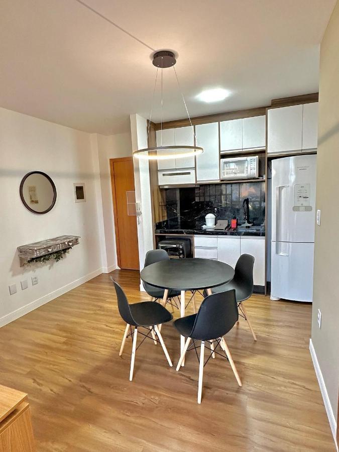 Jaraguá do Sul Saint Sebastian Flat 307 - Com Hidro! Ate 4 Pessoas, Duplex, No Centroヴィラ エクステリア 写真